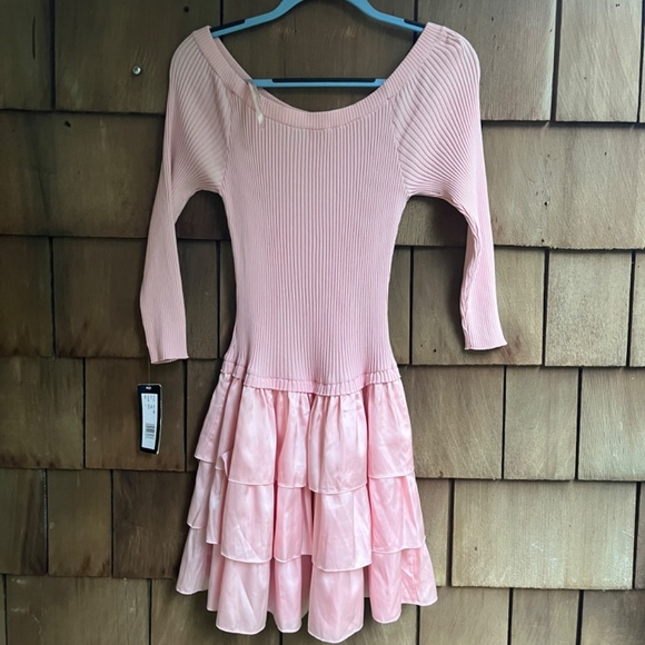 Bebe Off The Shoulder Ribbed Top Tiered Skirt Rose Dress Size L - Picture 9 of 12